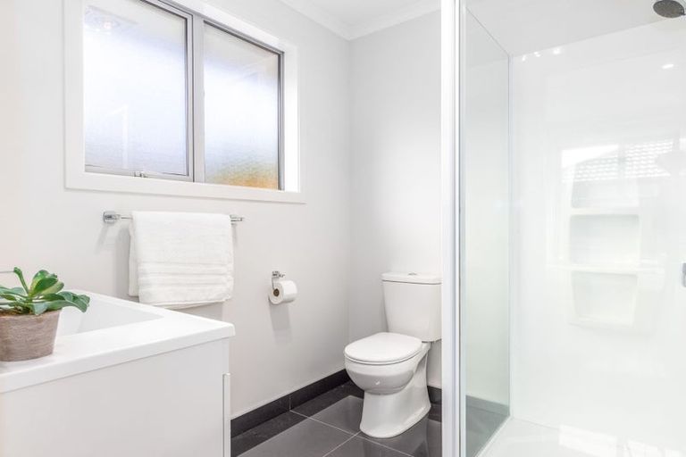 Photo of property in 3 Paioke Street, Waikanae, 5036