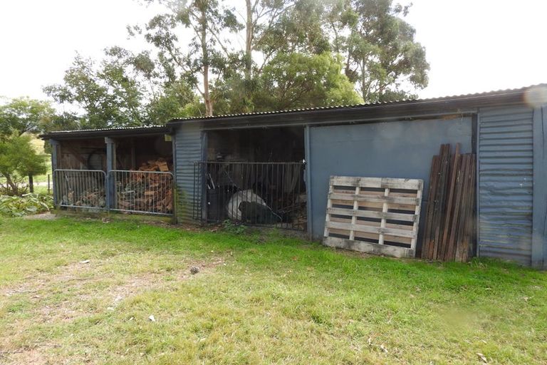 Photo of property in 1827 State Highway 2, Kiriwhakapapa, Masterton, 5881