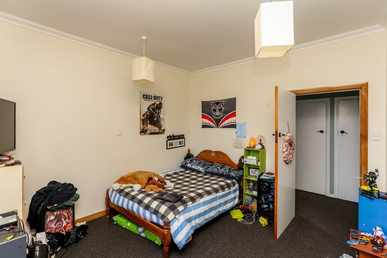 Photo of property in 41a Omata Road, Marfell, New Plymouth, 4310