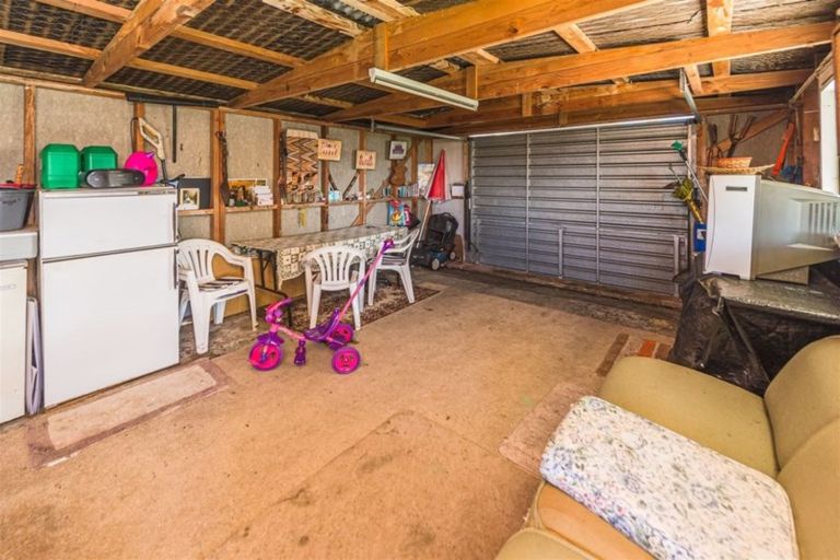 Photo of property in 38 Miro Street, Castlecliff, Whanganui, 4501