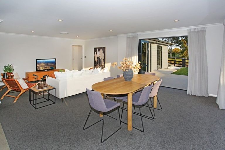 Photo of property in 7 Puhitahi Hill Road, Paerata, Pukekohe, 2124