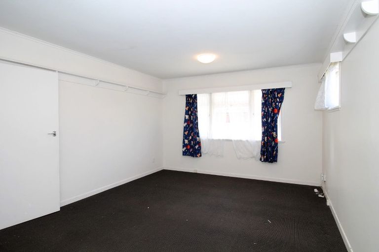 Photo of property in 12 Gibbs Road, Manurewa, Auckland, 2102