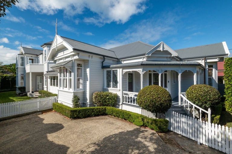 Photo of property in 46 Tainui Road, Devonport, Auckland, 0624