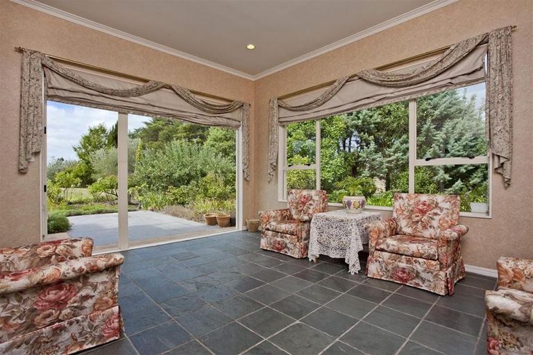 Photo of property in 64 Okura River Road, Okura, Albany, 0792