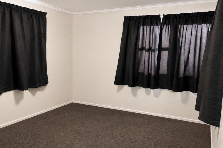 Photo of property in 28 Birdwood Road, Pukekohe, 2120