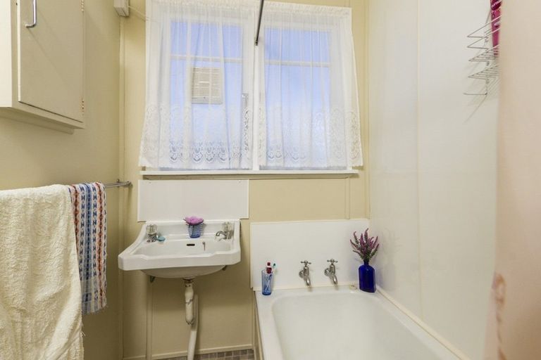 Photo of property in 1/33 Golf Road, Tahunanui, Nelson, 7011