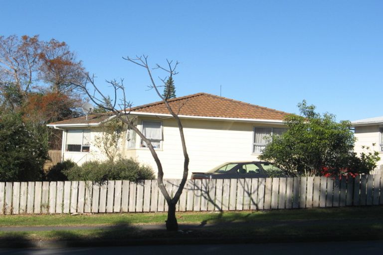 Photo of property in 156 Mahia Road, Wattle Downs, Auckland, 2103