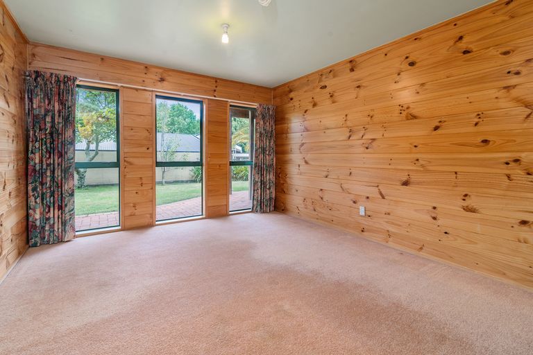 Photo of property in 70 Grand Vue Road, Kawaha Point, Rotorua, 3010