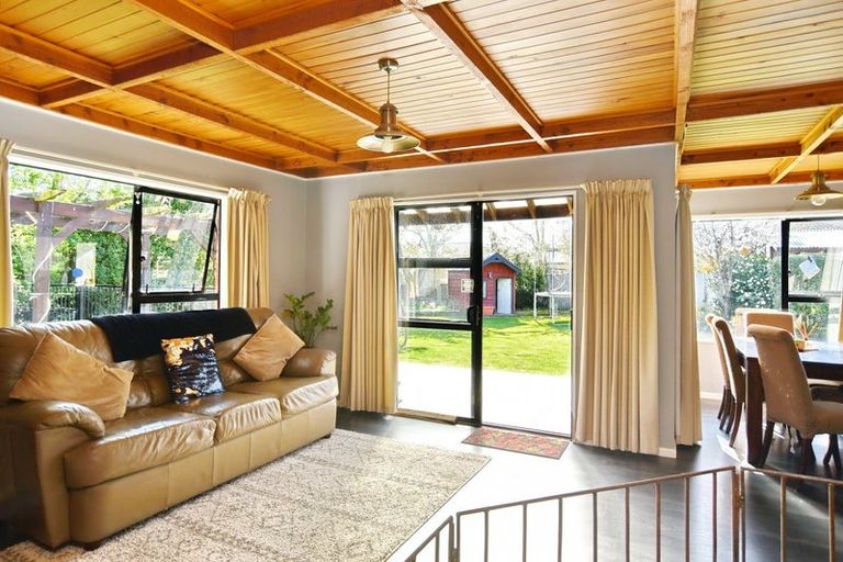 Photo of property in 58 Kowhai Avenue, Rangiora, 7400