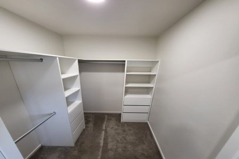 Photo of property in 7 Palmetto Place, Goodwood Heights, Auckland, 2105