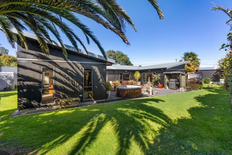 Photo of property in 399 Tukapa Street, Hurdon, New Plymouth, 4310