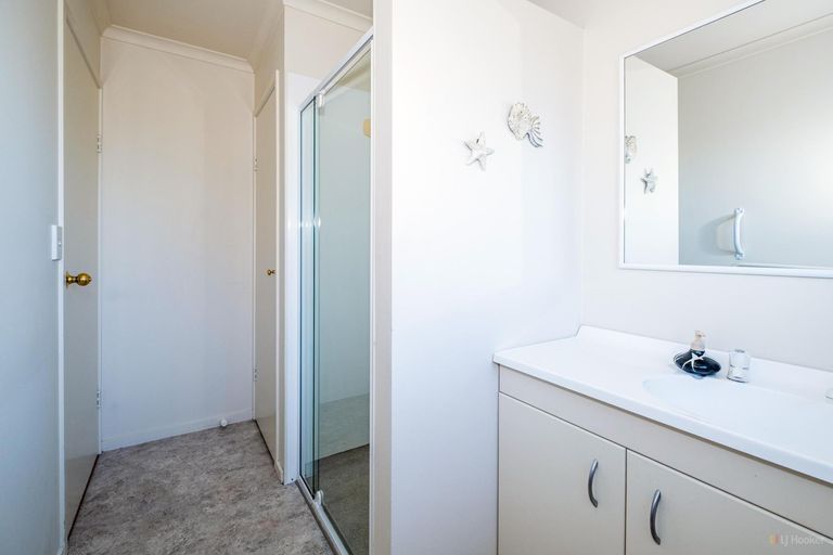 Photo of property in 1/23 Preston Street, West End, Timaru, 7910