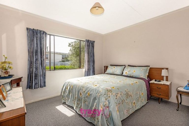 Photo of property in 2/23 Craig Road, Outer Kaiti, Gisborne, 4010