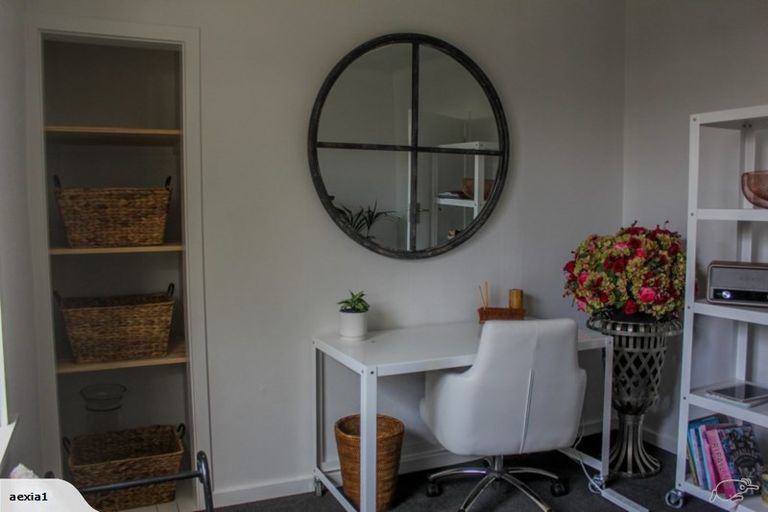 Photo of property in 84 Brooklands Road, Brooklands, New Plymouth, 4310