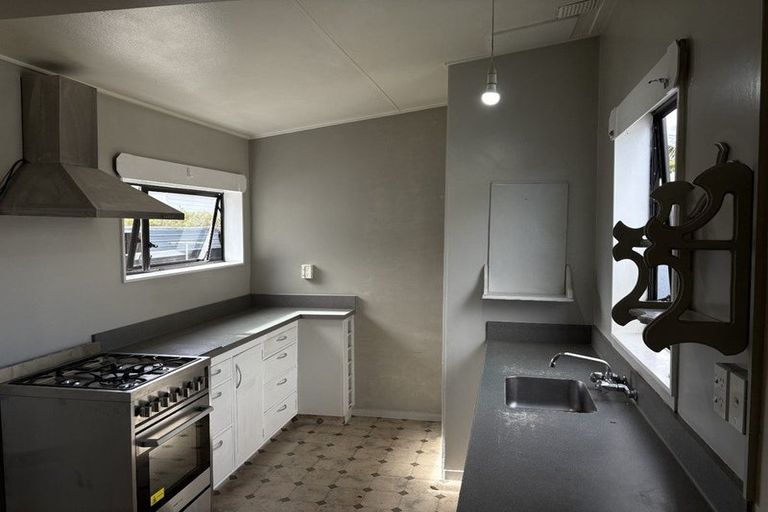 Photo of property in 311 Grays Road, Saint Leonards, Hastings, 4120