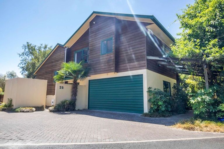 Photo of property in 25 Howden Road, Fairfield, Hamilton, 3214