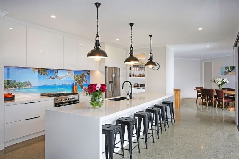 Photo of property in 5 Braxonne Close, Pukekohe, 2120