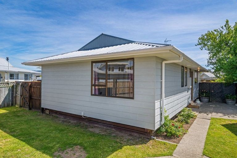 Photo of property in 8a Stratford Street, Blenheim, 7201