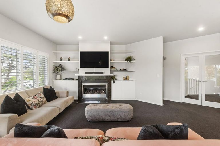 Photo of property in 24 Muritai Road, Milford, Auckland, 0620