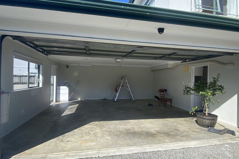 Photo of property in 1 Killybegs Drive, Pinehill, Auckland, 0632