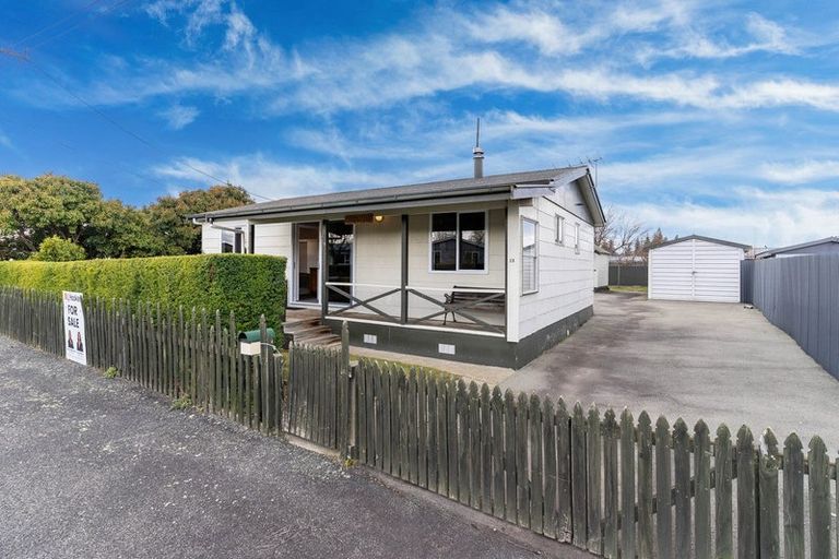 Photo of property in 13 Falstone Crescent, Twizel, 7901