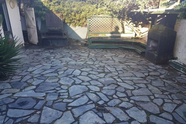 Photo of property in 61 Kotare Street, Waikanae, 5036