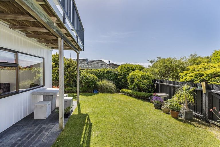 Photo of property in 22 Mercury Way, Whitby, Porirua, 5024