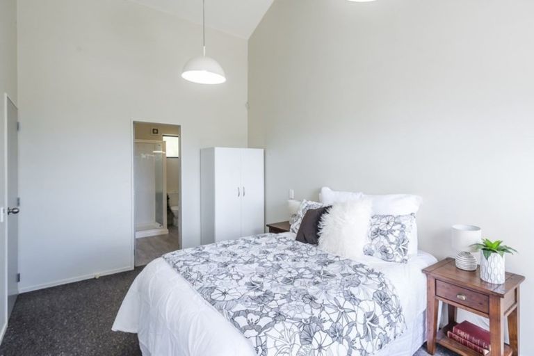 Photo of property in 7 Vera Lane, Paraparaumu, 5032