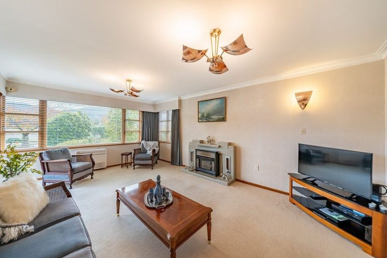 Photo of property in 22 Pempsey Street, Silverstream, Upper Hutt, 5019