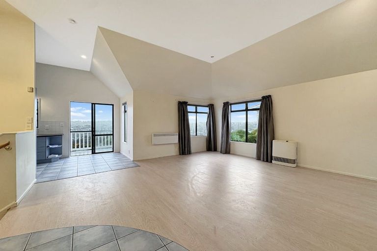 Photo of property in 54 Cunliffe Street, Churton Park, Wellington, 6037