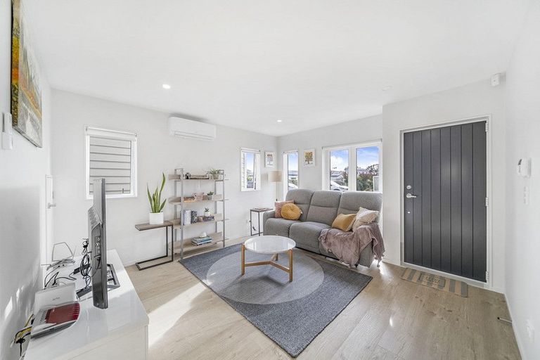 Photo of property in 41 Divide Loop, Takanini, 2112