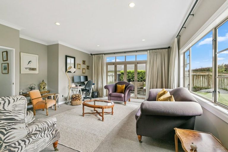 Photo of property in 82 Realm Drive, Paraparaumu, 5032