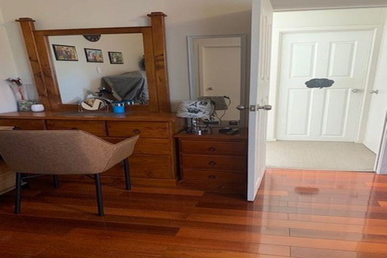 Photo of property in 1/329 Pakuranga Road, Pakuranga Heights, Auckland, 2010