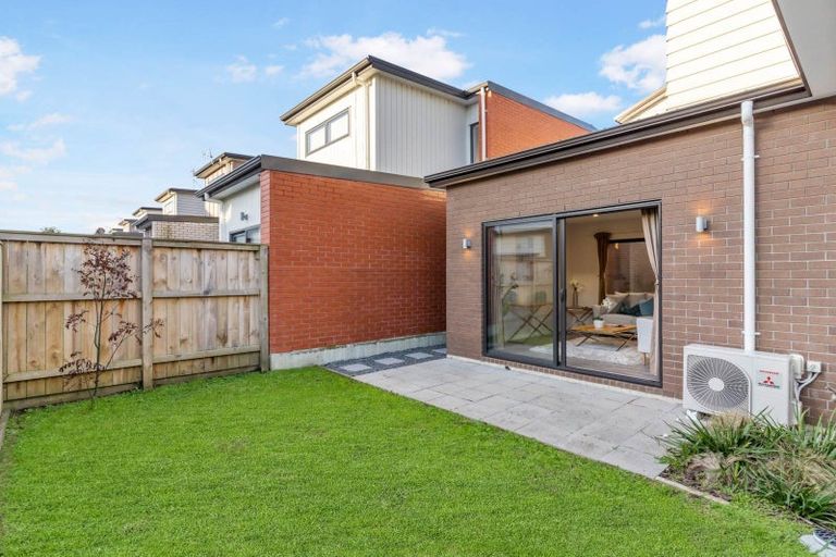Photo of property in 7c Mcquoids Road, Flat Bush, Auckland, 2019