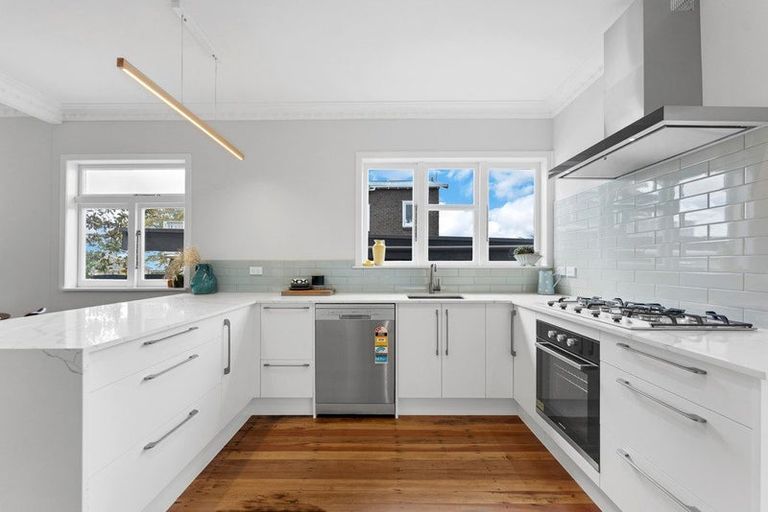 Photo of property in 1/36 Rimu Street, New Lynn, Auckland, 0600