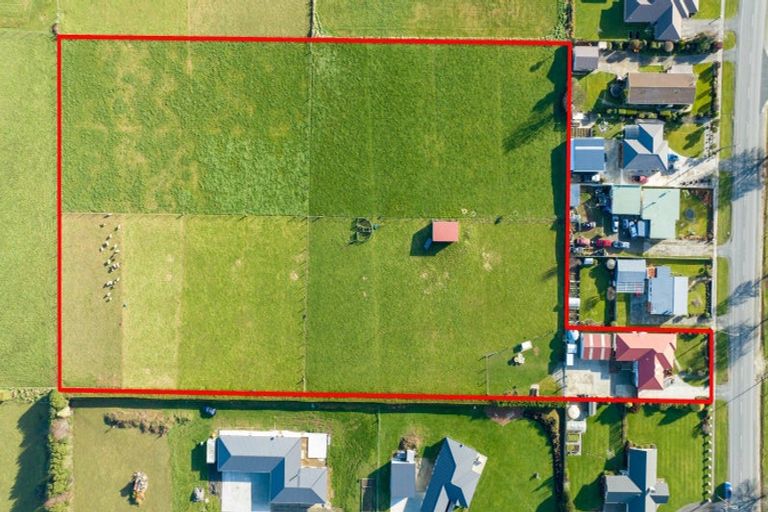 Photo of property in 134 Ferry Road, Edendale, 9825