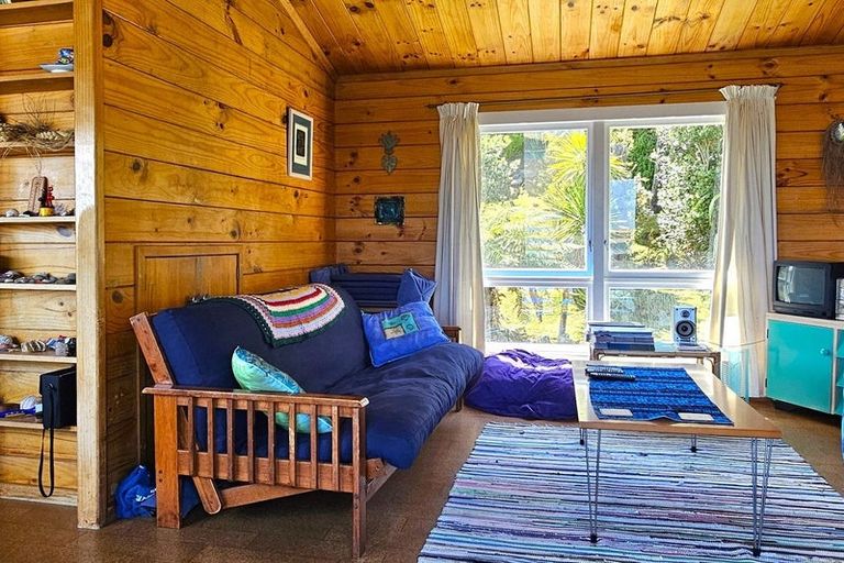 Photo of property in 24 Koutu Beach Road, Opononi, Kaikohe, 0473