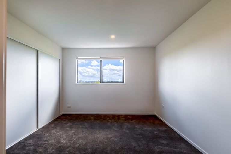 Photo of property in 7/59 Matipo Road, Te Atatu Peninsula, Auckland, 0610