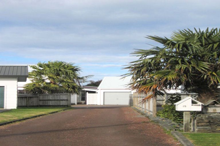 Photo of property in 15 Willow Grove, Tairua, 3508