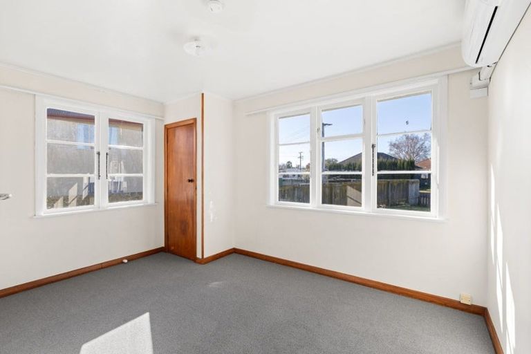 Photo of property in 4-6 Dix Crescent, Riversdale, Blenheim, 7201