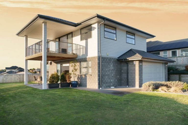 Photo of property in 25 Benmore Crescent, Pyes Pa, Tauranga, 3112