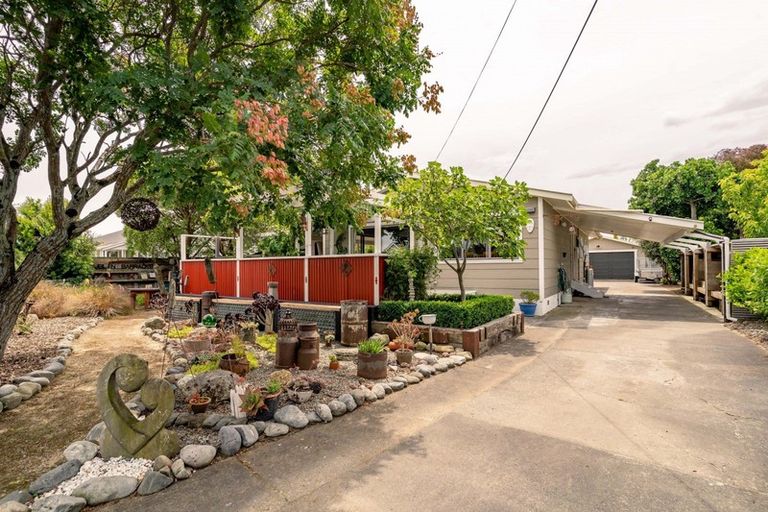 Photo of property in 51 Cologne Street, Martinborough, 5711