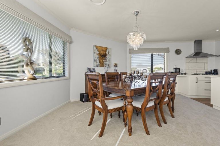 Photo of property in 3 Virginia Grove, Milson, Palmerston North, 4414
