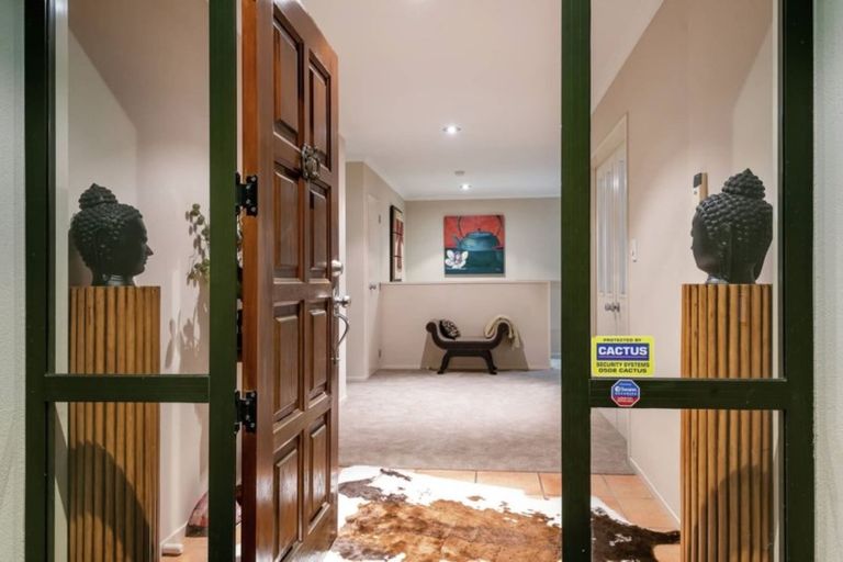 Photo of property in 9 Owenbeg Rise, Dannemora, Auckland, 2016