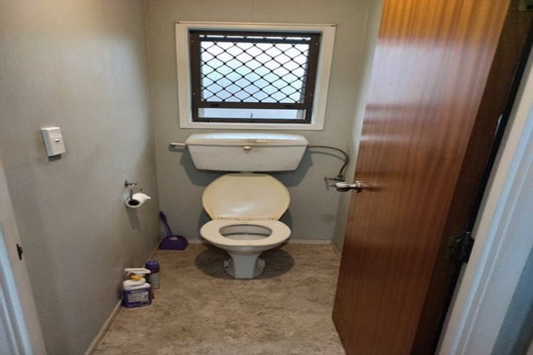 Photo of property in 3/15 Seabrook Avenue, New Lynn, Auckland, 0600