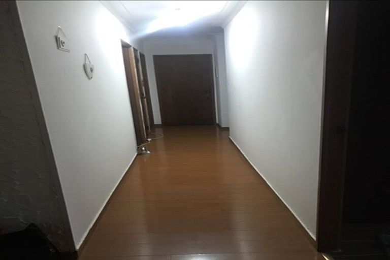 Photo of property in 63 Candia Road, Henderson Valley, Auckland, 0614