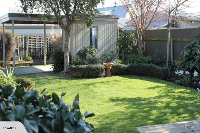 Photo of property in 74 Atherfold Crescent, Greenmeadows, Napier, 4112