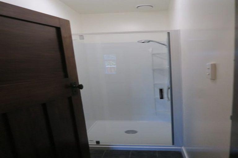 Photo of property in 17 Bidwill Street, Mount Cook, Wellington, 6021