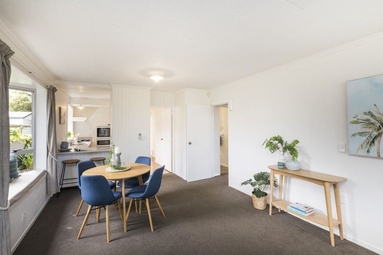 Photo of property in 8 Norwich Place, Awapuni, Palmerston North, 4412