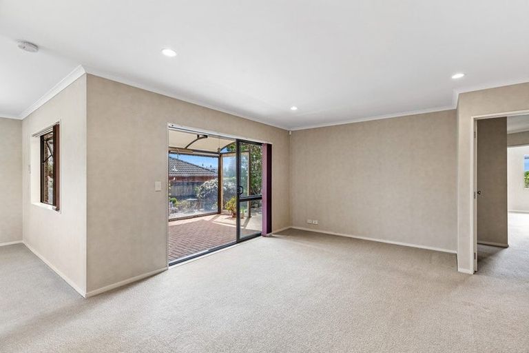Photo of property in 36 Rush Creek Drive, Westgate, Auckland, 0614